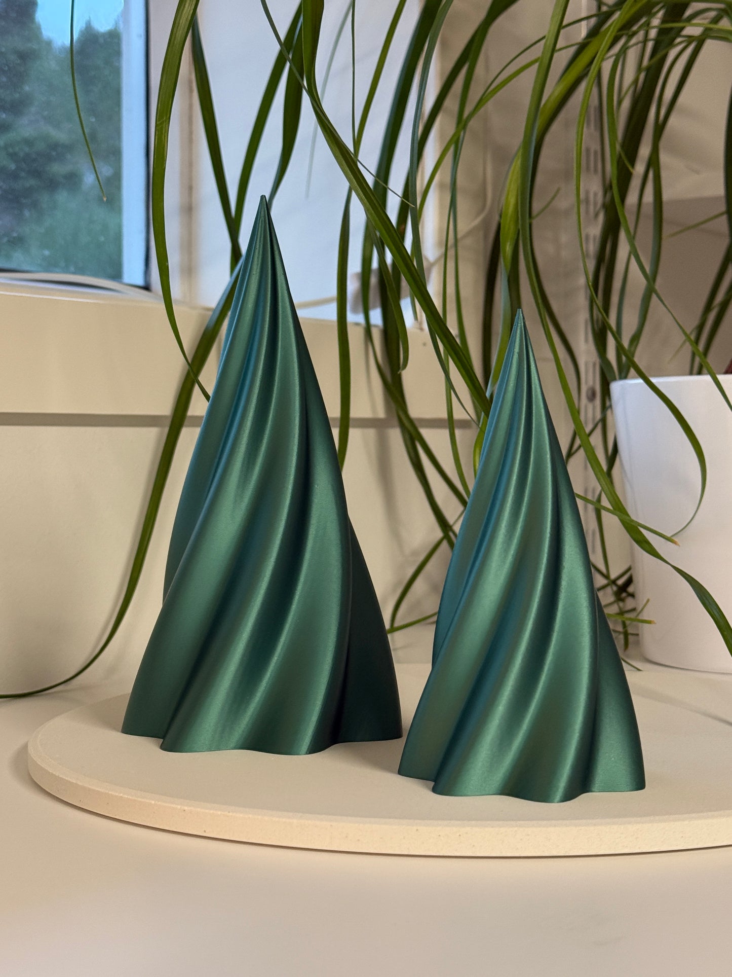 Juletre stor og medium fra siden Grønn 3D printet PLA