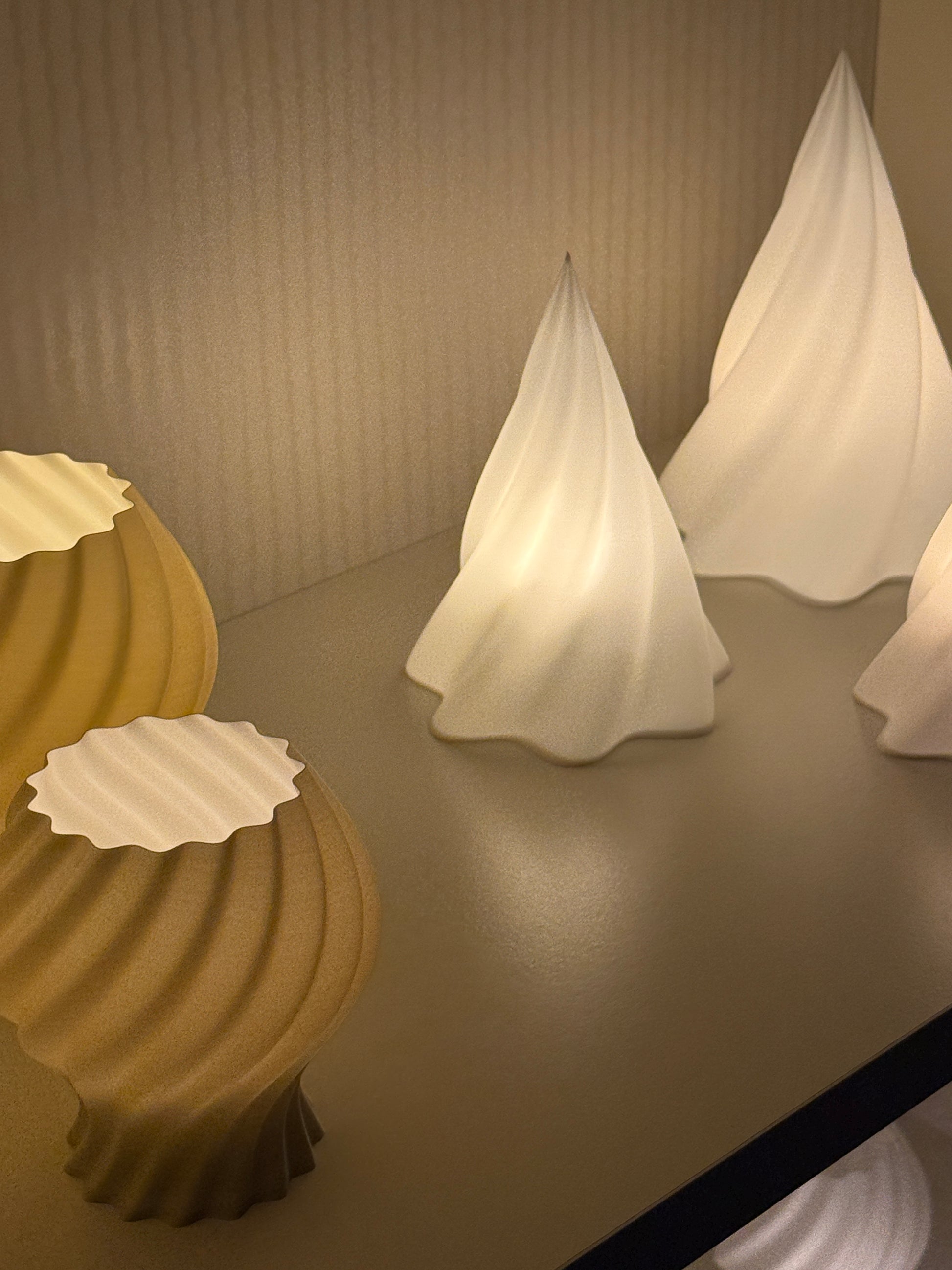 PureDesigns Swirl telysholder og vintertre